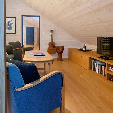 Feriehus Beautiful Architecture By Vagslidvatnet