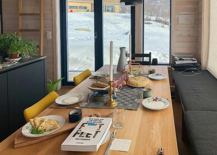 Beautiful Architecture By Vagslidvatnet Vågsli